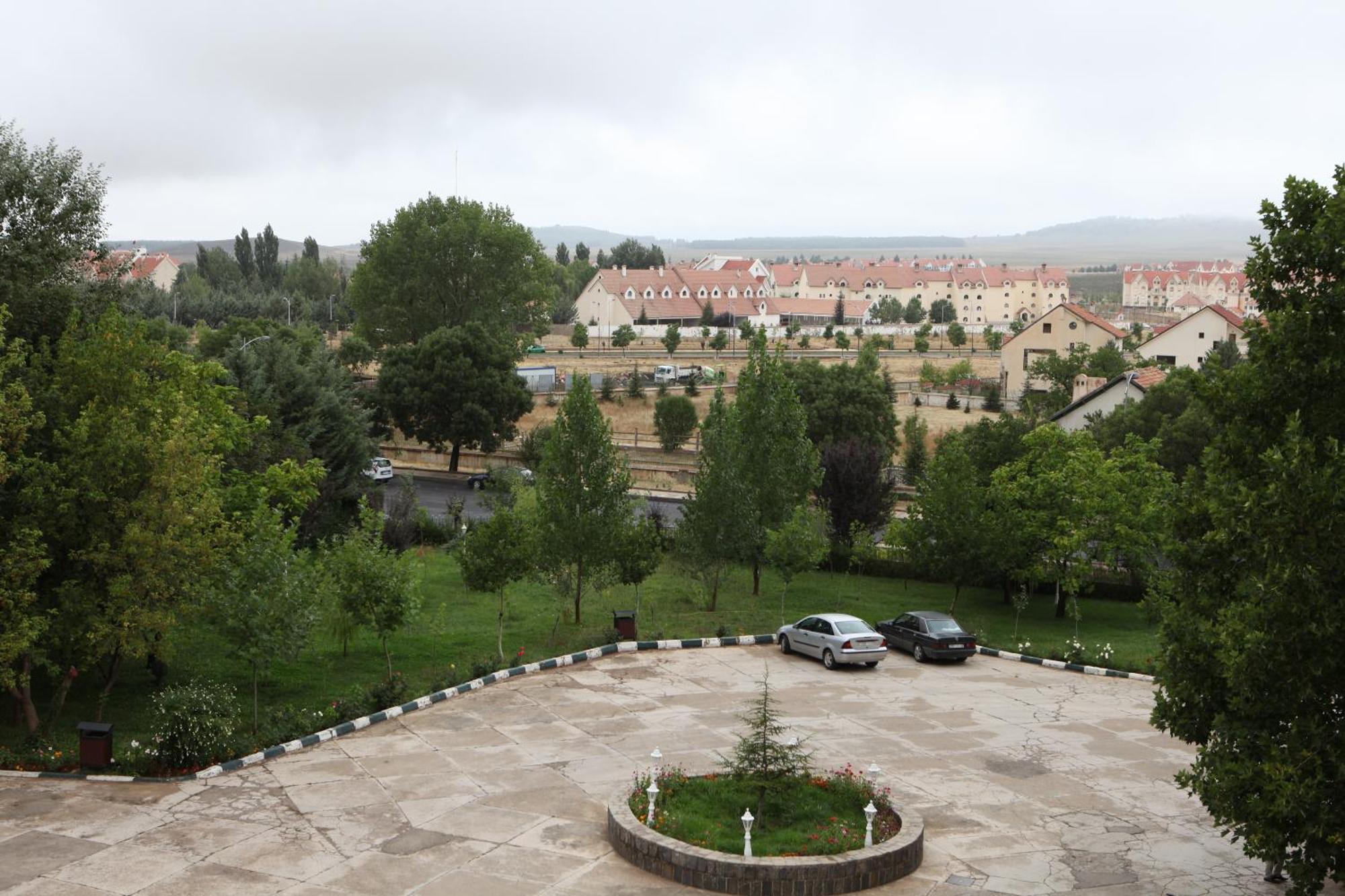 Hotel Relais Ras El Maa Ifrane  Exterior photo